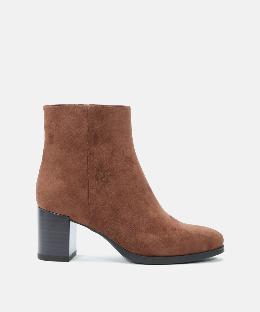 Botines tacón liso